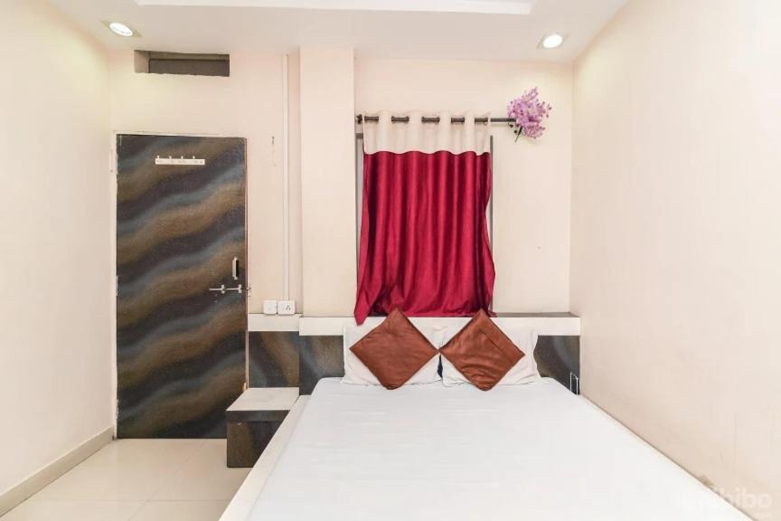 Hotel Rameshwaram Ujjain Exterior foto
